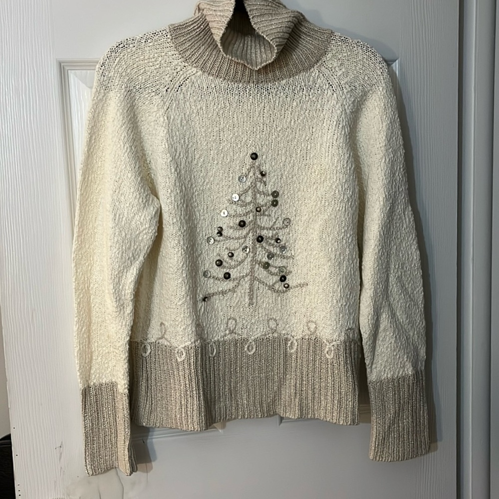 Gorgeous vintage Talbots 
Cream Sweater 
Large